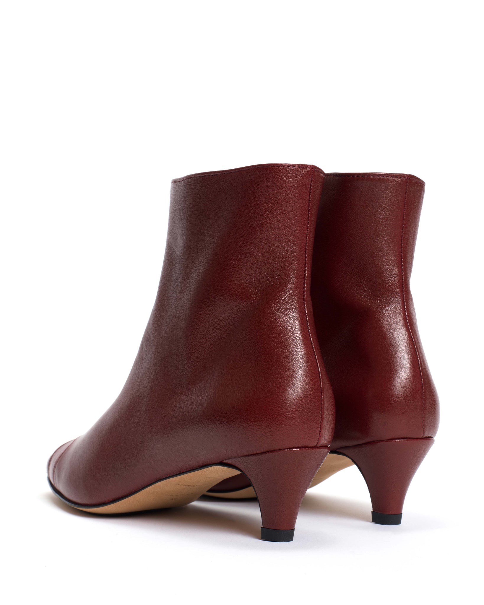 Avy 40 stiletto Silky calf Pomegranate