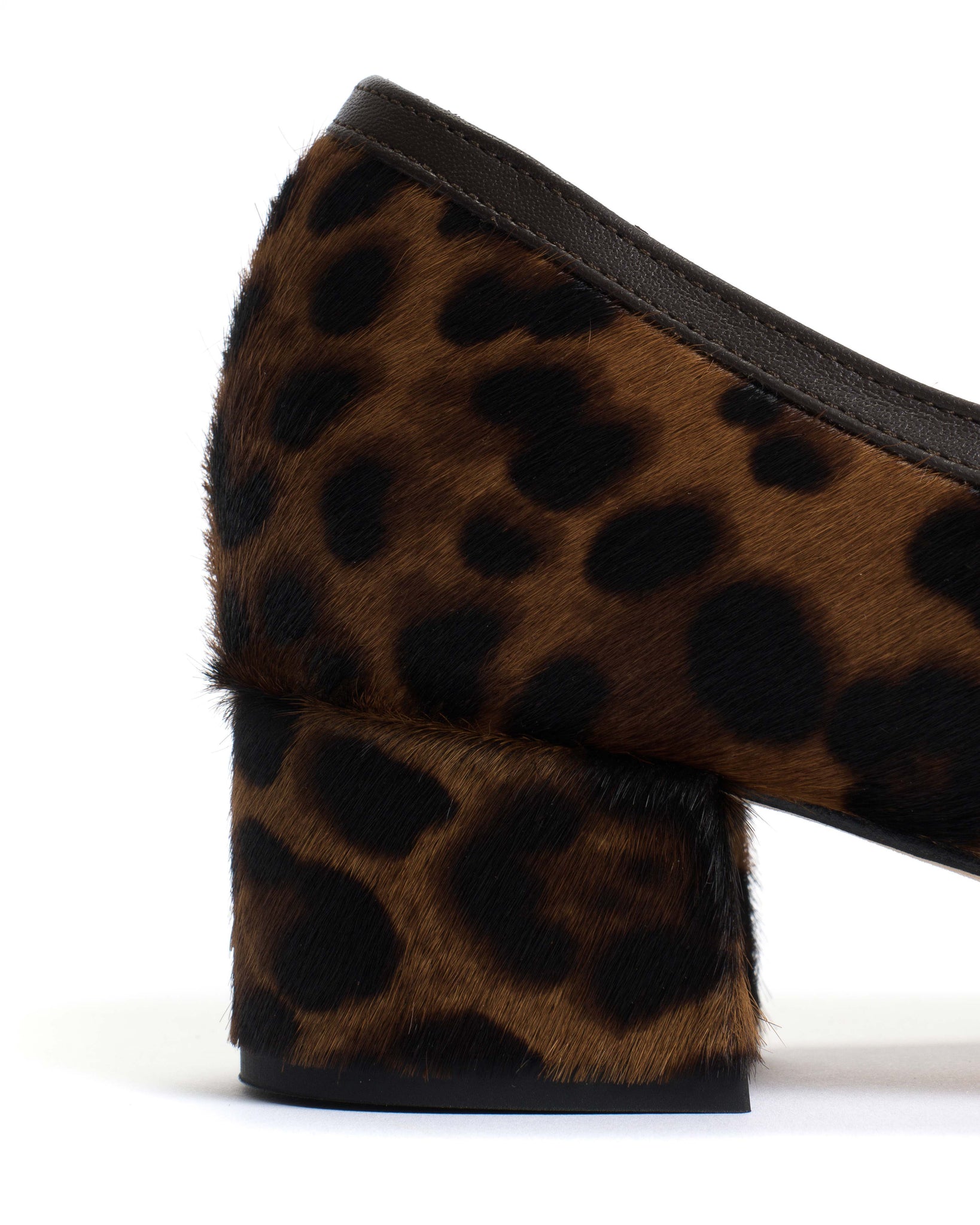 Balie 40 Calf hair Leopard