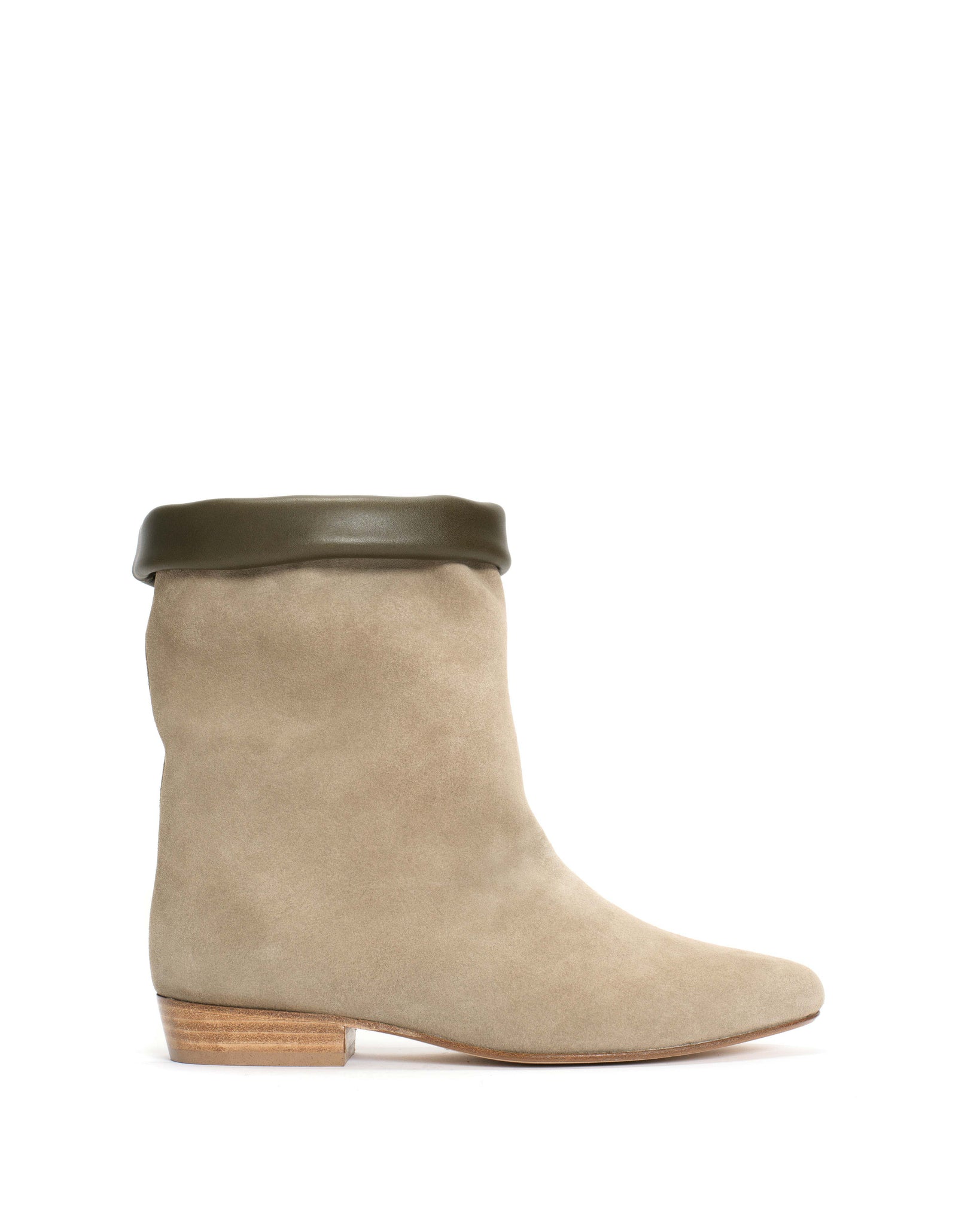 Daisy 20 Calf suede & sleek leather Sage grey & olive green - Anonymous Copenhagen