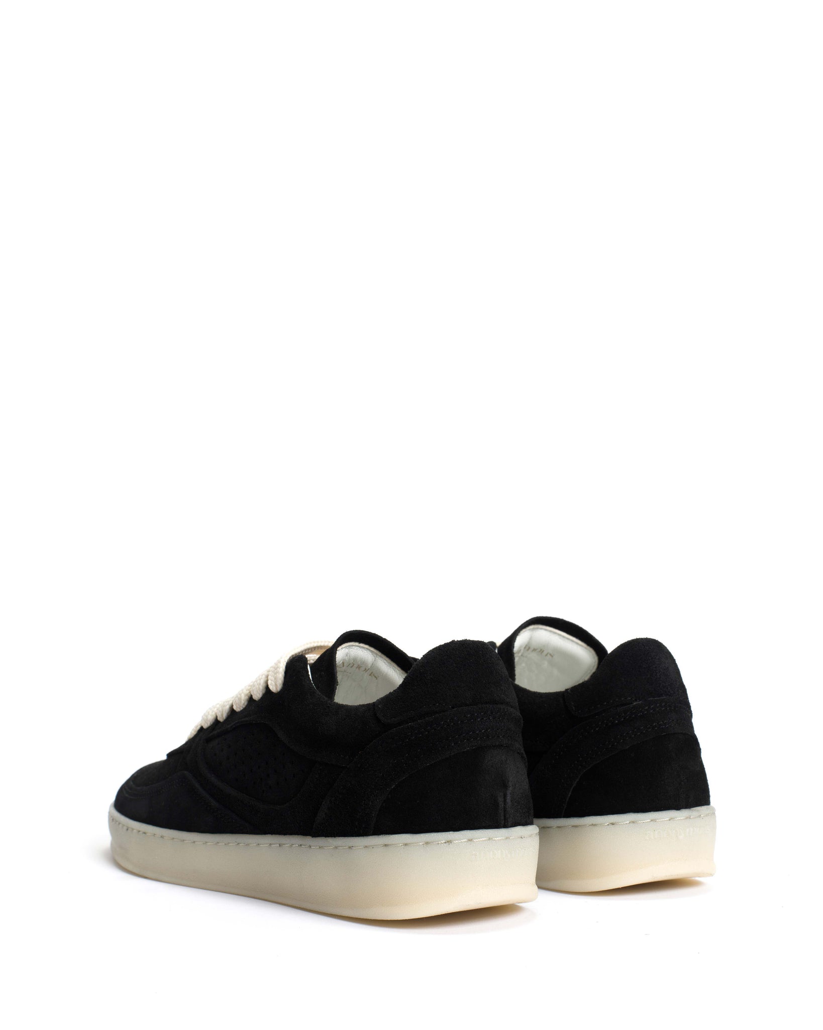 Elevate Calf suede Black