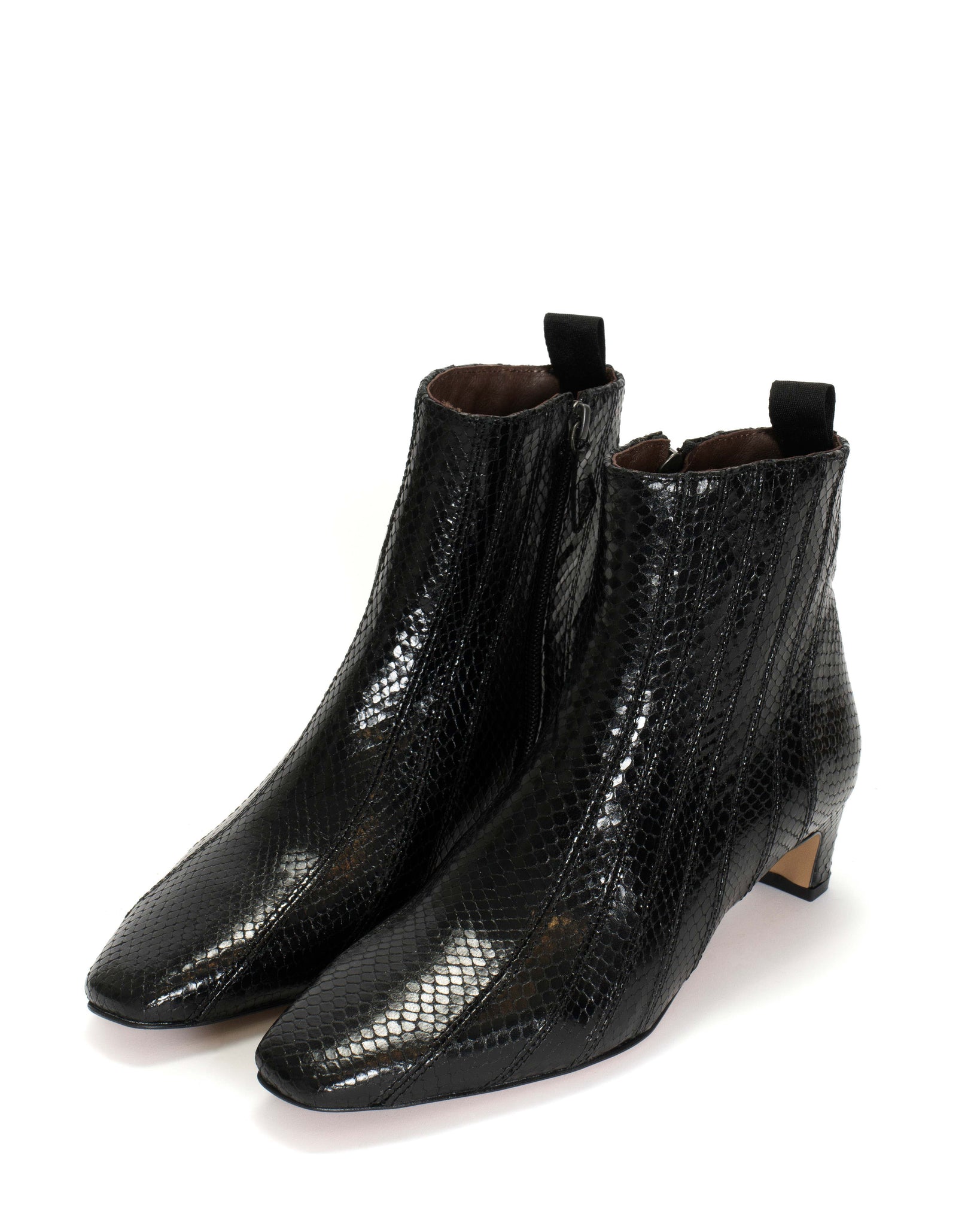 Jelai Snake metallic calf Black - Anonymous Copenhagen