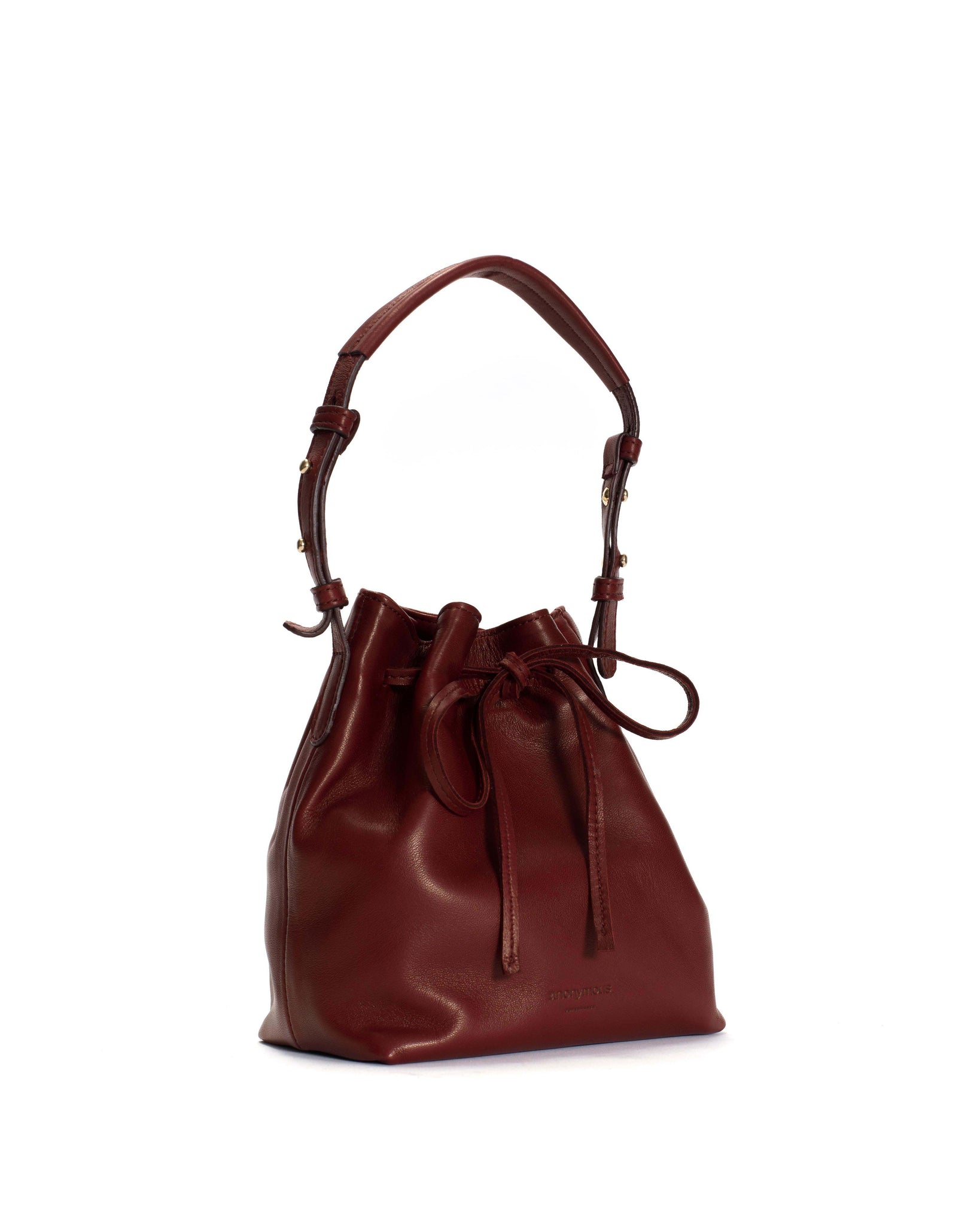 Kacey petite bucket bag Silky lamb Pomegranate