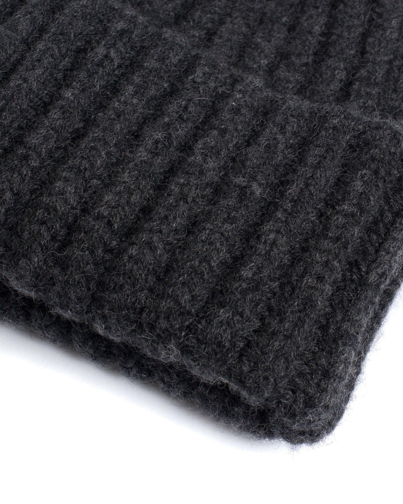 Sandra beanie 100% cashmere Dark grey